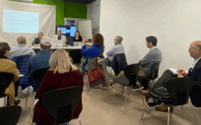 Expertos proponen la conversación, la creación de redes sociales y la participación social, como estrategias clave para combatir la soledad en personas mayores migrantes